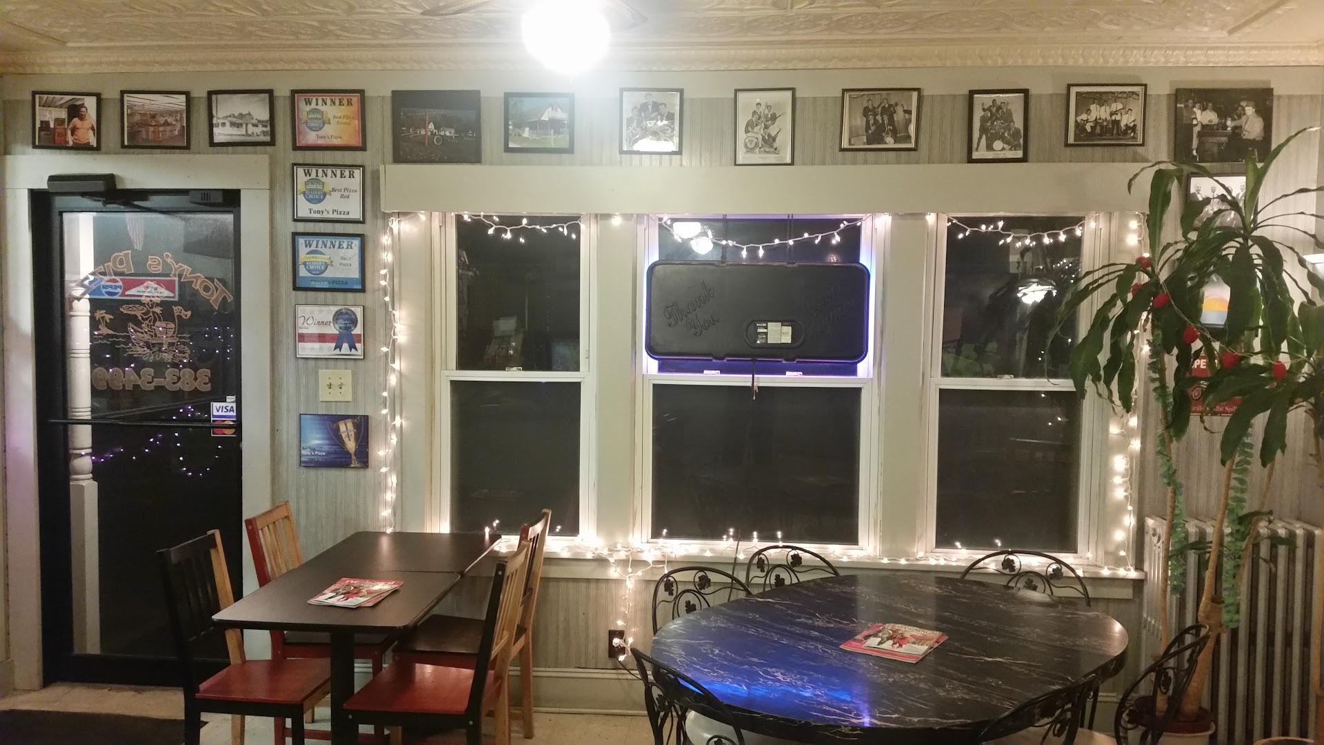 Tony's Pizza